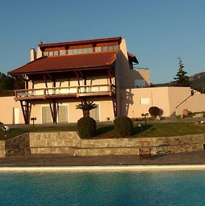 Villa Epavlis Aurora à Patras Exterior photo