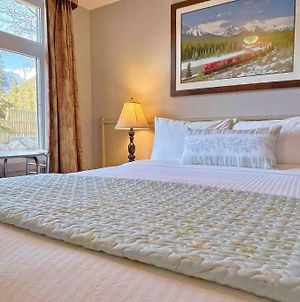 Private Cozy Queenbed Suite-Free Ug-Parking&Wifi-Walking2Dt&Ski Bus Stop Canmore Exterior photo