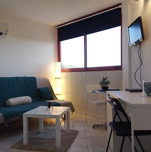 Appartement Studio à 15 minutes des plages à La Valette-du-Var Exterior photo