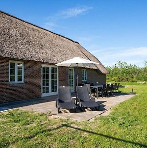 Rustic Holiday Home In Ulfborg With Relaxing Whirlpool Øby Exterior photo