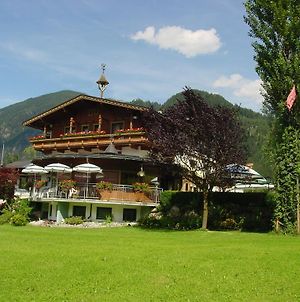 Hotel Stoanerhof Mayrhofen Exterior photo