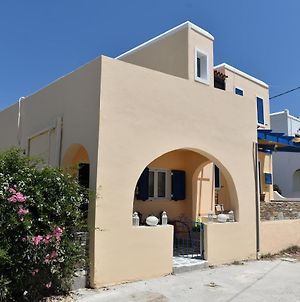 Villa Κυκλαδίτικη Βίλα Στην Παραλία Αντώνηδες, Κύθνου à Kanala Exterior photo