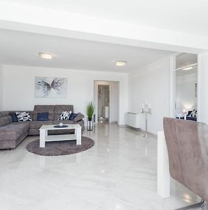 Silver Suite, Luxury Apartment With 3 Bdr Poreč Exterior photo