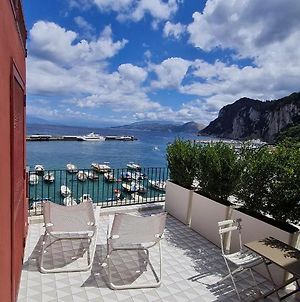 Capri Marina Suite Exterior photo