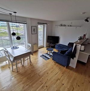 Appartement Hyggelig Lille Lejlighed à Nuuk Exterior photo