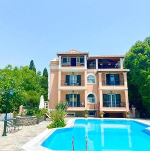 Villa Rosalia Apartments & Studios With Pool By Hotelius Corfu  Exterior photo