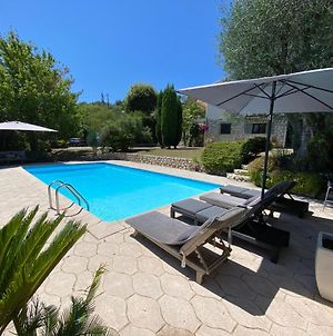 Private & Comfortable Stone Villa With Pool Roquefort-les-Pins Exterior photo