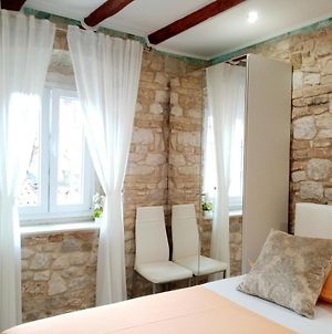 Apartments & Rooms Trogir Stars Free Parking Exterior photo