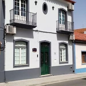 Hôtel Hospedaria Os Condes à Reguengos de Monsaraz Exterior photo