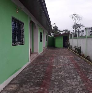 Hôtel Npangou Appart à Kribi Exterior photo