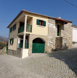 Villa Casa Cabanas Do Douro à Torre De Moncorvo Exterior photo