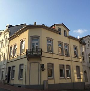 Grosses Und Helles Innenstadt Apartment - Ferienwohnung Bad Hombourg Exterior photo
