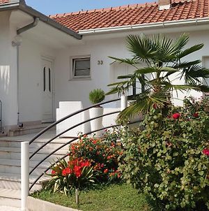 Apartments Tulipan - With Free Private Parking Mostar Exterior photo