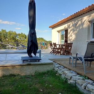 Villa Location avec piscine Sud Ardèche à Berrias-et-Casteljau Exterior photo