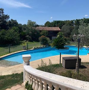 Jolie Villa avec piscine et pool house Lançon-Provence Exterior photo