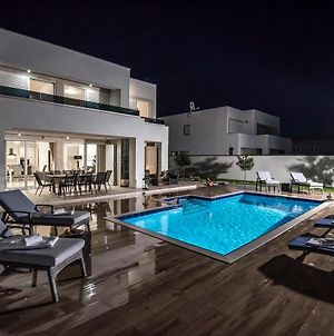 Luxury Villa Horizon With Private Pool Novalja Exterior photo