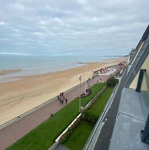 Nice Apt With Balcony And View On The Beach Cabourg Exterior photo