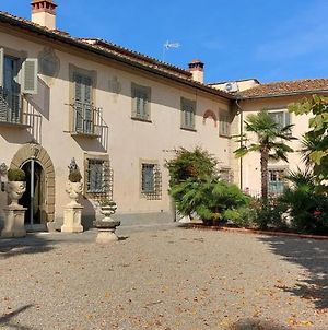 Villa Agriturismo La Rugea - Le Spighe à Prato  Exterior photo