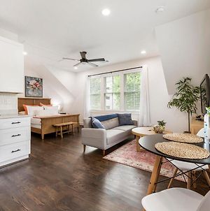 Appartement Captivating Studio With Queen Bed, City Walkable! à Atlanta Exterior photo