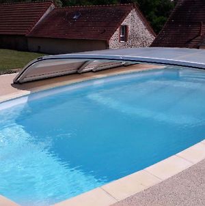 Maison d'une chambre avec piscine partagee terrasse et wifi a Saint Victor Exterior photo