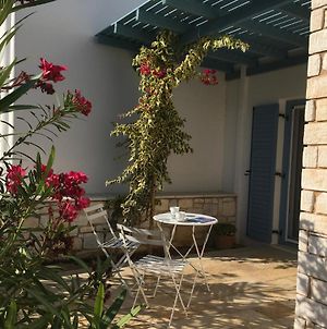 Appartement Aliki Maisonette By The Beach Exterior photo