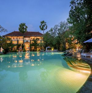 Hotel Kumala Pantai Bali Exterior photo