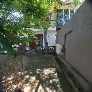 Derick'S Inn Galle Exterior photo