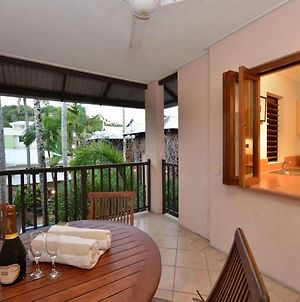 Balinese Style Apartment Port Douglas Exterior photo
