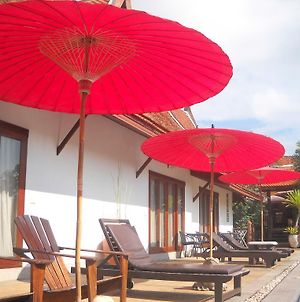 Hôtel Seapines & Liberg à Nai Yang Beach Exterior photo