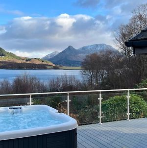 Villa The Heronry Hideaway With Luxury Hot Tub à Ballachulish Exterior photo