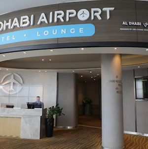 Abu Dhabi Airport Hotel T1 International Departures Abou Dabi Exterior photo