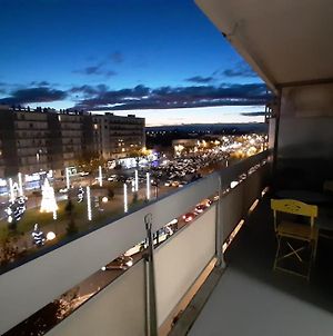 Appartement Appart Jacquemart T2 Hyper Centre Romans/Isere Balcon Vue Magnifique Exterior photo