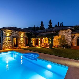 Villa Patriko Estate In Epirus à Terovo Exterior photo