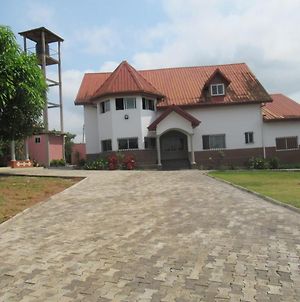 Villa à Odza borne 12 Aéroport a 10min Yaoundé Exterior photo