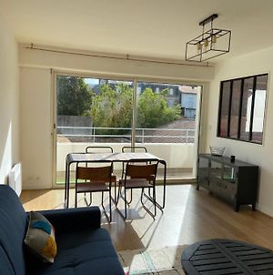 Appartement Centre-ville au calme grand T2 avec terrasse à La Rochelle  Exterior photo