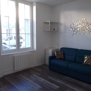 Appartement studio entre thermes et centre ville à Rochefort-sur-Mer Exterior photo