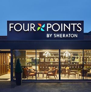 Hôtel Four Points By Sheraton London Gatwick Airport à Horley Exterior photo