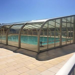 Chalet de 2 chambres avec piscine partagee jardin clos et wifi a Grandcamp Maisy Exterior photo