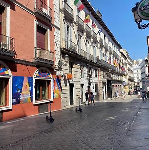 Appartement Apartamento Atico En Puerta Del Sol à Madrid Exterior photo
