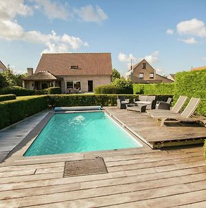 Classy Holiday Home In Aartrijke With Private Swimming Pool Exterior photo