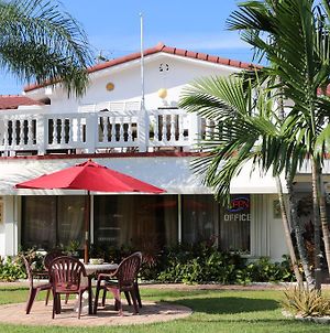 Breakaway Inn Lauderdale-by-the-Sea Exterior photo