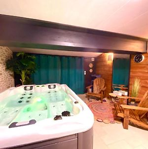 Ô Clair de Lune chambres d'hôtes climatisées à Sarlat - parking privé -piscine chauffée - espace bien-être avec Spa Exterior photo