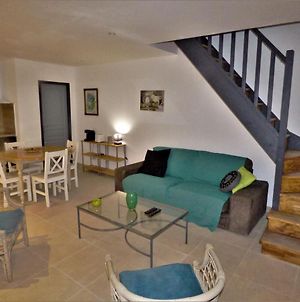 Appartement Saëns 02-T3 duplex-terrasse avec garage privé optionnel-Centre historique et plages à 16km ! à Béziers Exterior photo