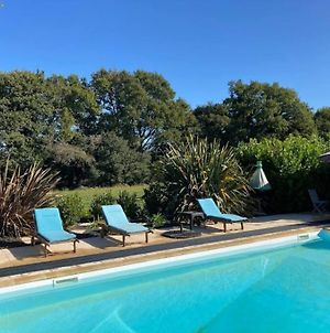 Villa Longère Bretonne avec piscine chauffée à 20 minutes de la mer à Plumergat Exterior photo