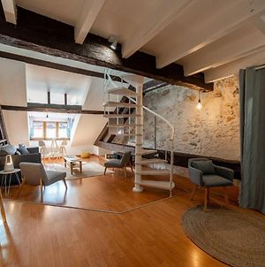 Apartment For 6 People In The City Center Annecy Exterior photo
