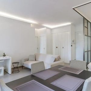 Private Furnished Apartment Ideally Located in The Carré d'Or Nice Exterior photo