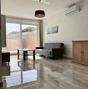F6 Modern And Bright Apartment In Malta Msida Exterior photo