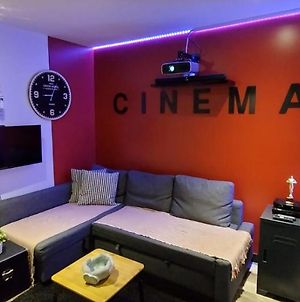 Appartement Cinéma vidéo-projecteur et garage Honfleur Exterior photo