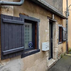 Villa Chaleureuse petite maison de bourg à Beaumont-sur-Sarthe Exterior photo