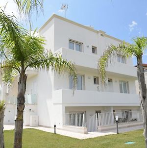 Appartement Casa La Strea - Vivi Salento à Porto Cesareo Exterior photo